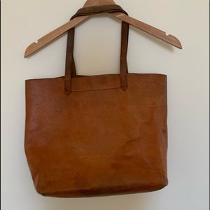 Madewell transport in English Saddle